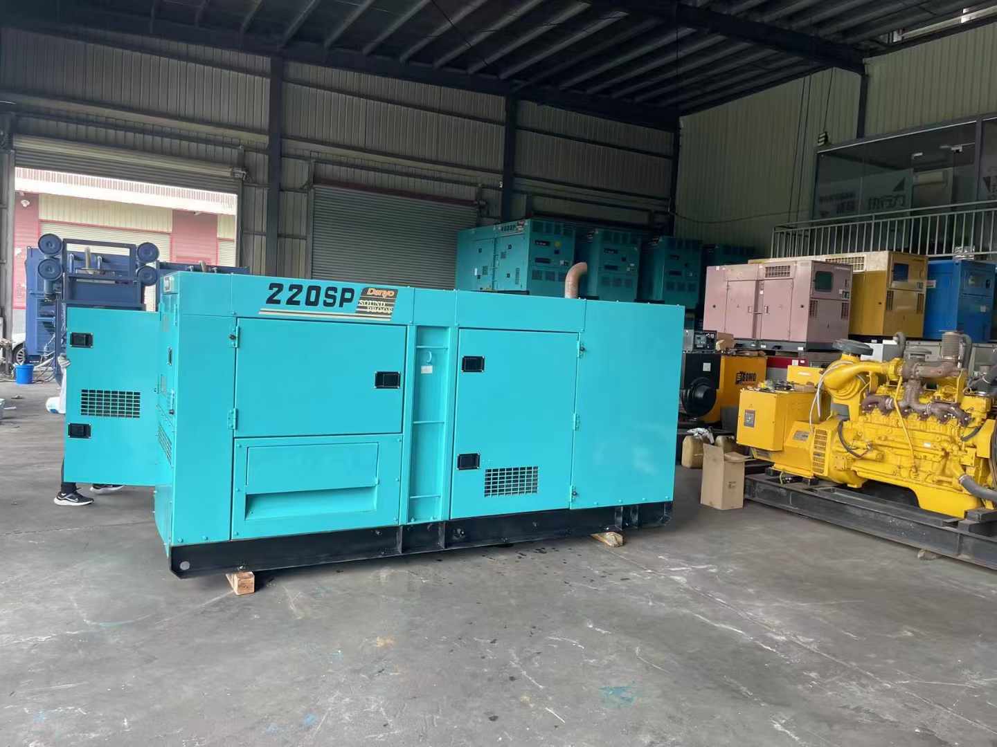 临河800kW 柴油发电机的输出电流波动范围是多少?